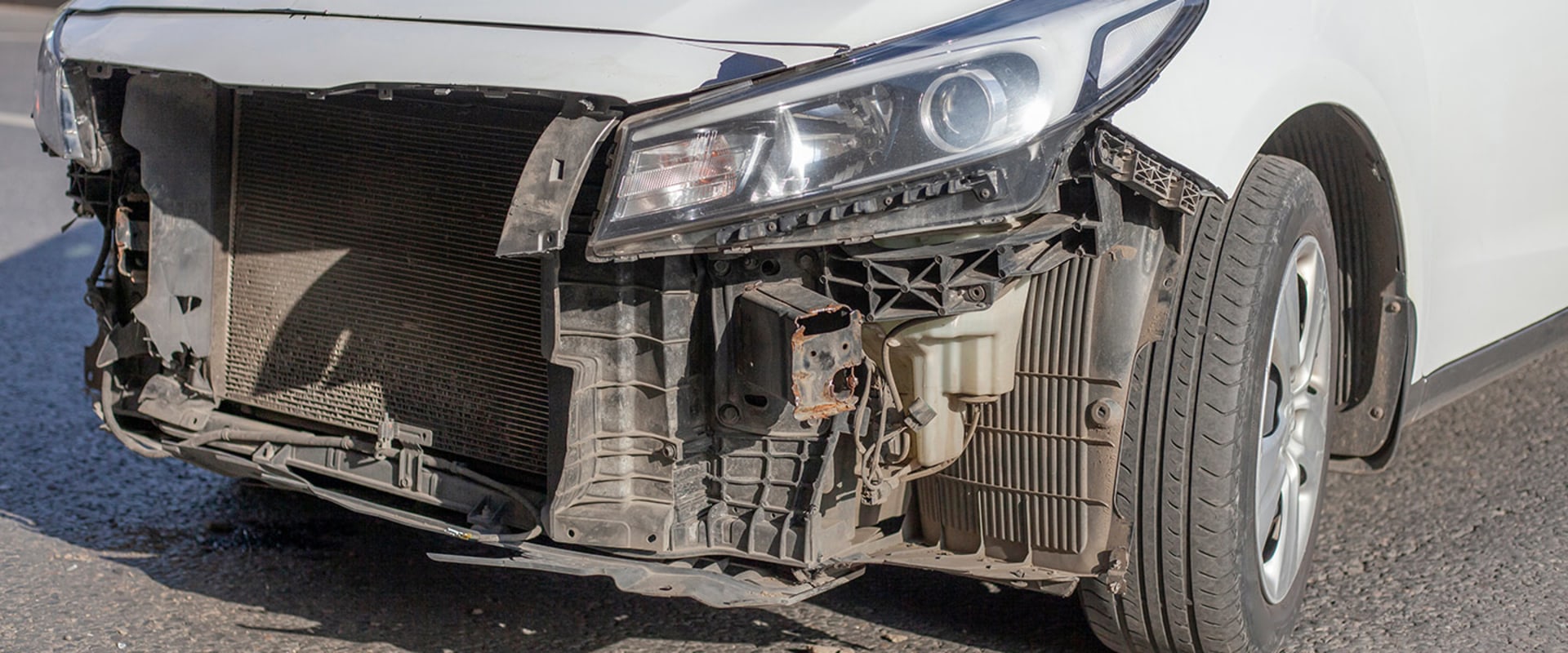 Fixing Frame Damage: A Guide to Repairing Your Vehicle's Exterior
